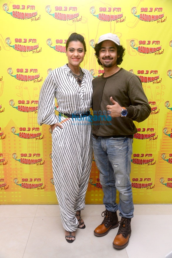 kajol and riddhi sen snapped promoting helicopter eela at the radio mirchi studio 3