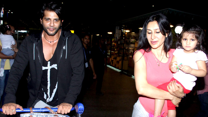 Karanvir Bohra & family spotted at the airport