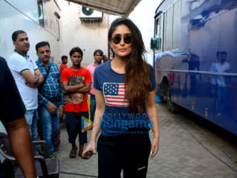 Kareena Kapoor Khan snapped at Mehboob Studio