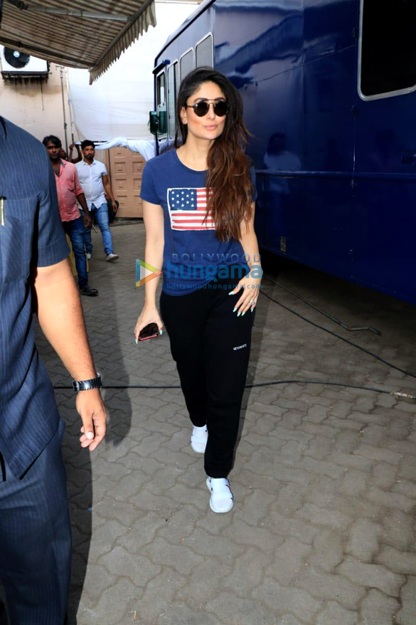 kareena kapoor khan snapped at mehboob studio 6 2