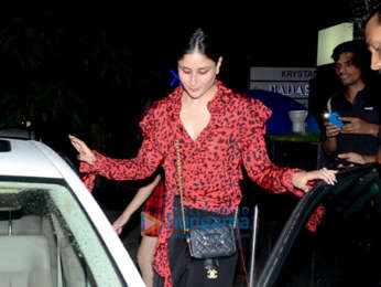 Kareena Kapoor Khan snapped with her friends at Hakkasan in Bandra