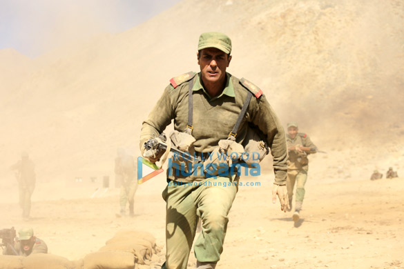 paltan 001 6