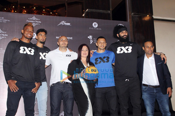 pooja bhatt mahesh bhatt and rohit bakshi for a press meet with team delhi 3bl 5