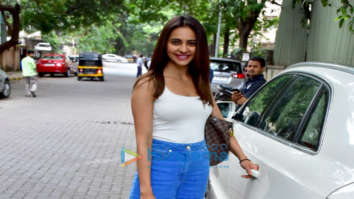 Rakul Preet Singh spotted after a salon session in Bandra