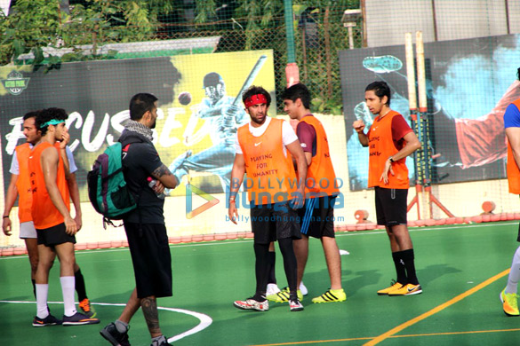 ranbir kapoor ishaan khatter and others snapped during a football match 6