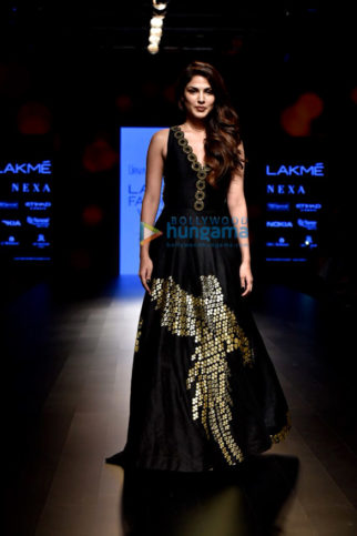 Celebs grace Urvashi Juneja’s show at the Lakme Fashion Week