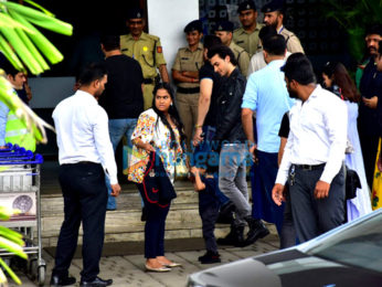 Salman Khan, Aayush Sharma, Warina Hussain and others snapped at the Kalina airport