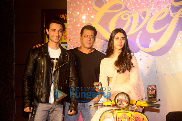 Salman Khan graces the trailer launch of the film ‘Loveratri’ Salman Khan graces the trailer launch of the film ‘Loveratri’