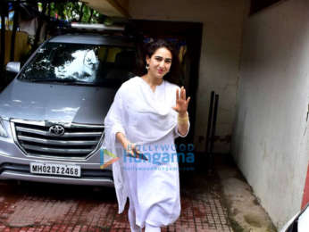 Sara Ali Khan snapped at the gym in Bandra