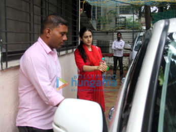 Sara Ali Khan snapped outside her dance class