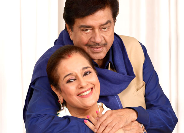 Shatrughan Sinha & family every week in theatres, wife Poonam Sinha to make a comeback