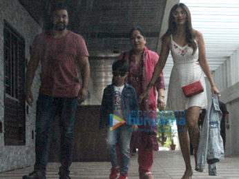 Shilpa Shetty snapped with family at Hakkasan in Bandra