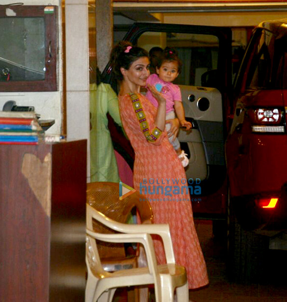 Soha Ali Khan and daughter Inaaya Naumi snapped at Saif Ali Khan’s residence in Bandra