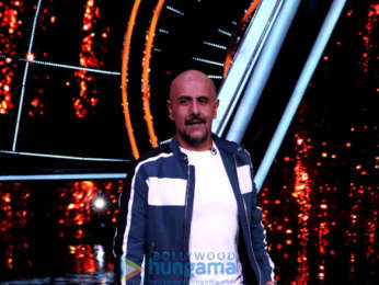Sonakshi Sinha snapped on the sets of Indian Idol