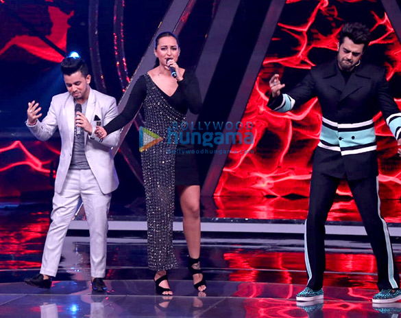 sonakshi sinha snapped on the sets of indian idol 3 2