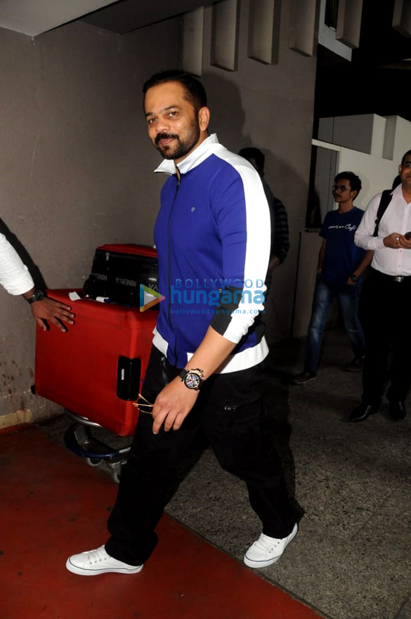 sonal chauhan hansika motwani and others snapped at the airport 5