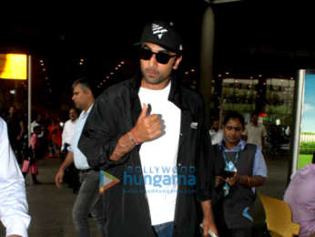 Ranbir Kapoor, Kareena Kapoor Khan, Sonal Chauhan and others snapped at the airport