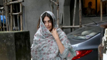 Sonam Kapoor Ahuja and Pooja Bedi snapped at Kromakay salon in Juhu