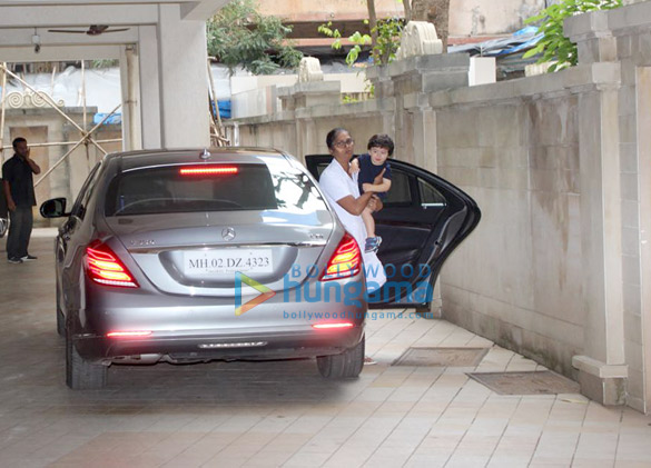 taimur ali khan snapped in bandra 3 10