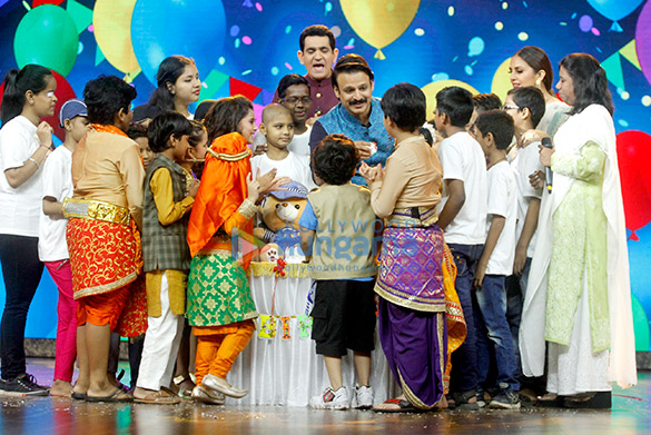 vivek oberoi celebrates his birthday on the sets indias best dramebaaz 4