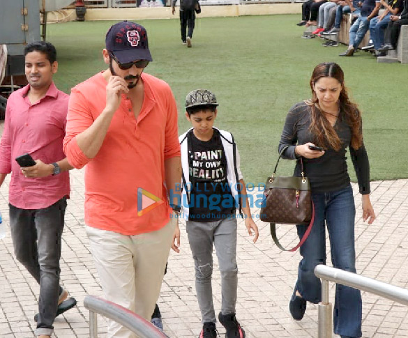 zayed khan spotted with his family at pvr juhu 3