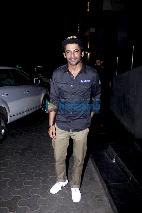 aamir khan sanya malhotra and others snapped at the screening of pataakha at pvr juhu 5