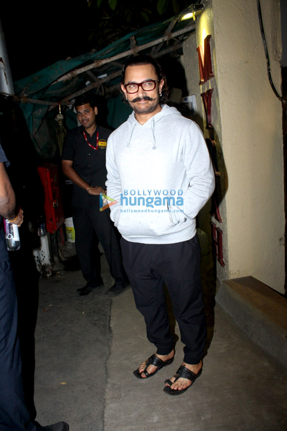 aamir khan spotted at myrah spa in juhu 4