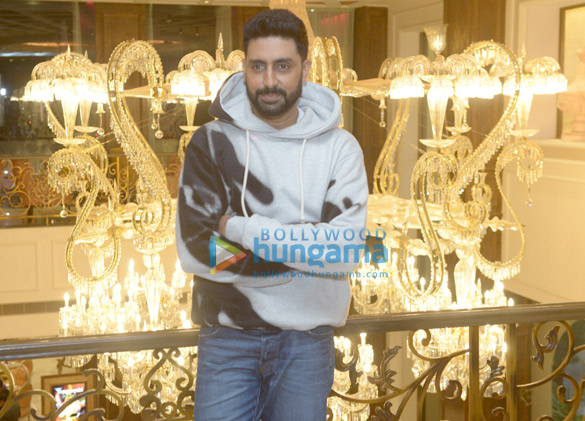 abhishek bachchan vicky kaushal and taapsee pannu snapped promoting manmarziyaan 5