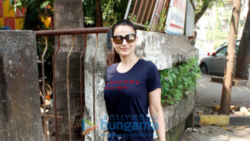 Ameesha Patel, Tanushree Dutta and others spotted in Bandra