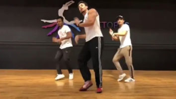Amid Student Of The Year 2 dance rehearsals, Tiger Shroff busts out INSANE MOVES