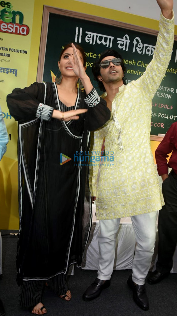 anushka sharma and varun dhawan will be present 5