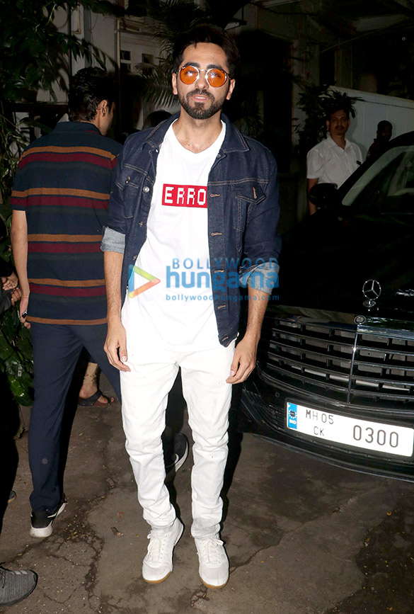 ayushmann khurrana spotted in bandra 3