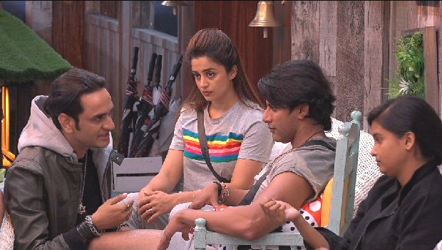 Bigg Boss 12 Vikas Gupta calls Sreesanth a QUITTER who gets into a massive fight with Romil-Nirmal and wants to leave the show ASAP
