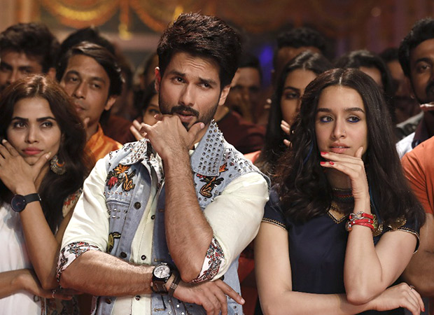 Box Office Batti Gul Meter Chalu Day 1 in overseas