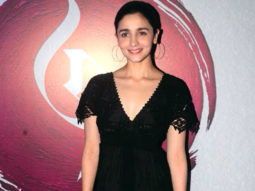 CHECK OUT: Alia Bhatt attends a calligraphy exhibition