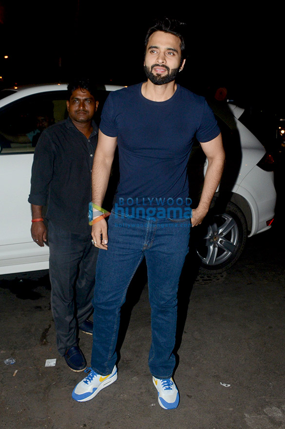 celebs grace akansha ranjans birthday bash 9