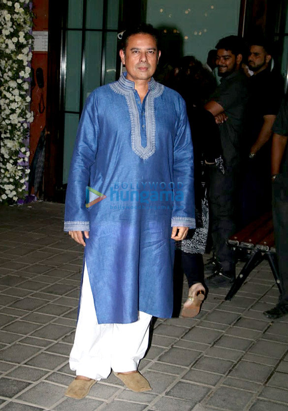celebs grace ambani residence for ganesh chaturthi celebration 9