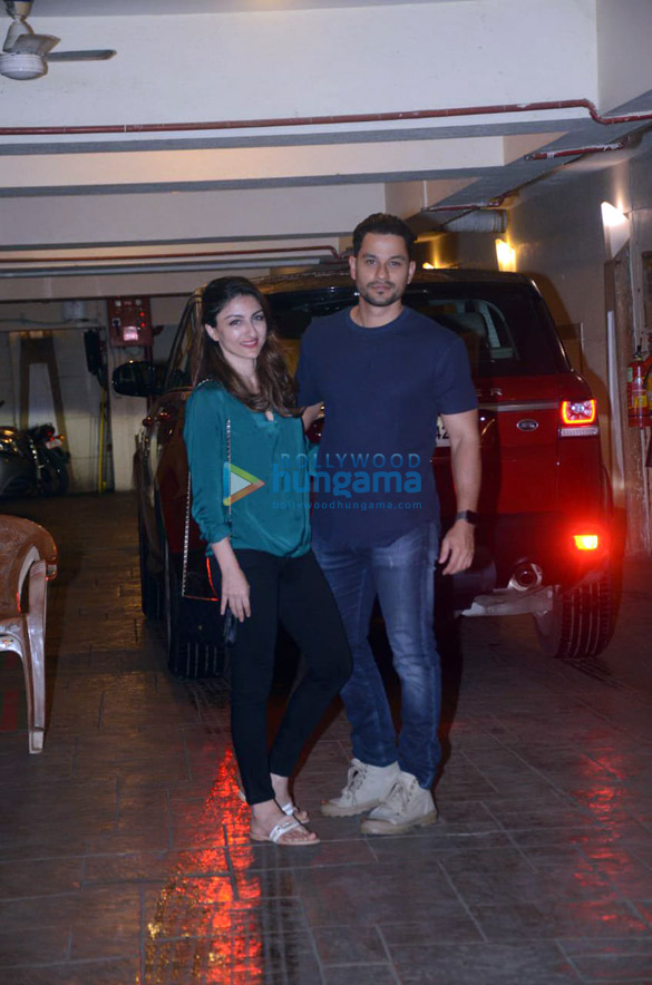 Celebs grace Kareena Kapoor Khan’s birthday bash Celebs grace Kareena Kapoor Khan’s birthday bash