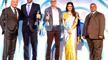 Dia Mirza snapped with Alec Baldwin at the UN Environment awards