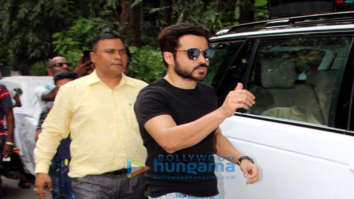 Emraan Hashmi spotted in Bandra