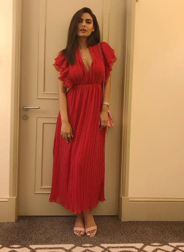 Esha Gupta in Nasty Gal for an event (2)