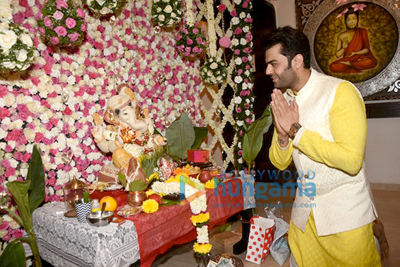 ganpati celebration at manish pauls residence 5