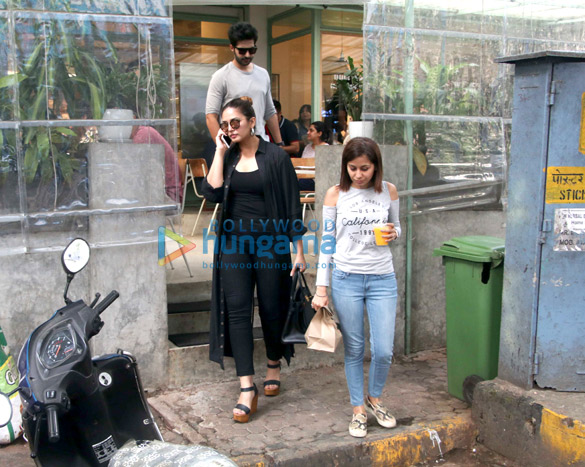 huma qureshi spotted at kitchen garden in bandra 3 2