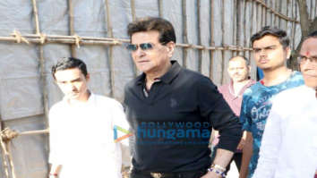 Jeetendra, Ekta Kapoor and Tusshar Kapoor snapped during Ganesh visarjan