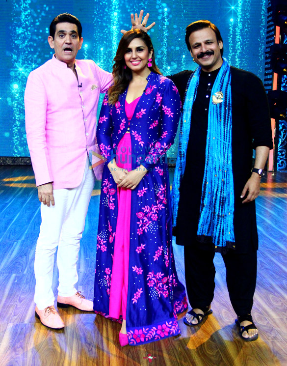 Promotions of ‘Pataakha’ on the sets of India’s Best Dramebaaz Promotions of ‘Pataakha’ on the sets of India’s Best Dramebaaz