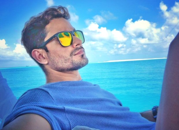 Kareena Kapoor Khan, Saif Ali Khan and Taimur Ali Khan make it a family affair while chilling in Maldives Kareena Kapoor Khan, Saif Ali Khan and Taimur Ali Khan make it a family affair while chilling in Maldives