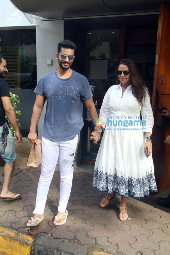 Neha Dhupia and Angad Bedi spotted at Bandra Neha Dhupia and Angad Bedi spotted at Bandra