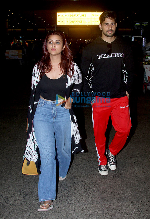 parineeti chopra sidharth malhotra and others snapped at the airport 4