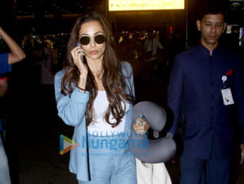 Parineeti Chopra, Sidharth Malhotra and others snapped at the airport