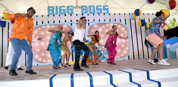 salman khan snapped at the launch of bigg boss 12 in goa 3 2